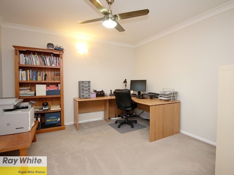 56 Honeysuckle Way, Calamvale QLD 4116
