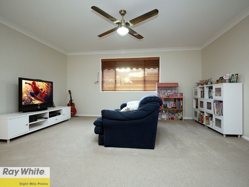 56 Honeysuckle Way, Calamvale QLD 4116