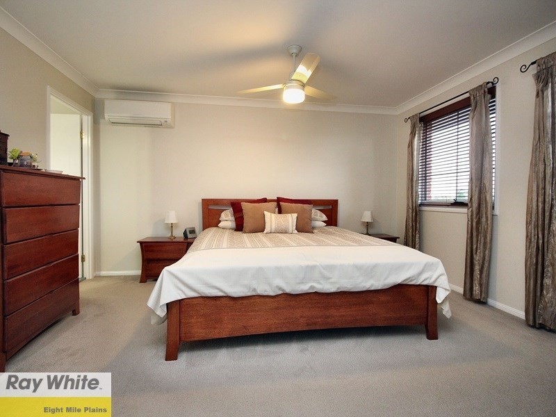 56 Honeysuckle Way, Calamvale QLD 4116