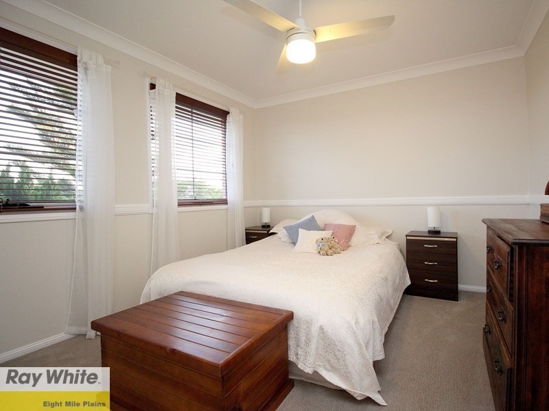 56 Honeysuckle Way, Calamvale QLD 4116