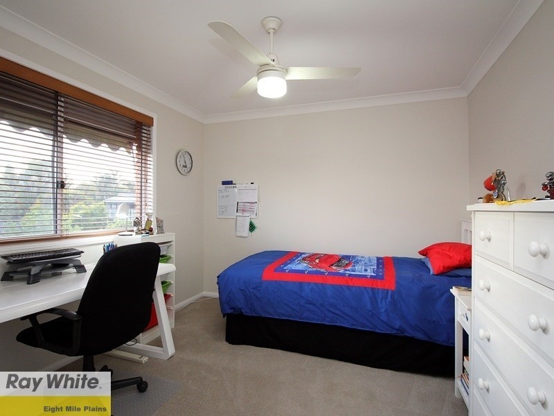 56 Honeysuckle Way, Calamvale QLD 4116