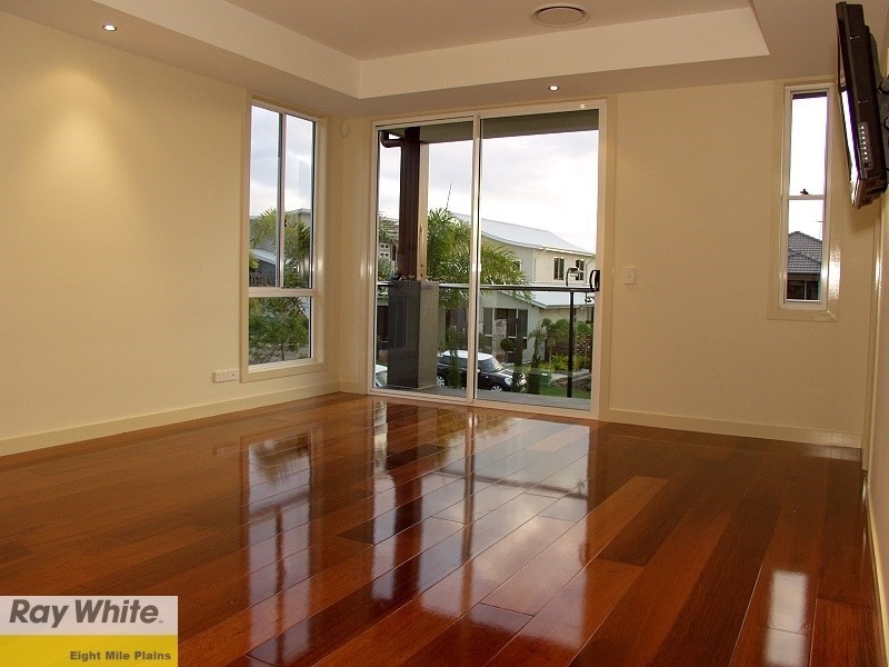 12 Langford Street, Eight Mile Plains QLD 4113