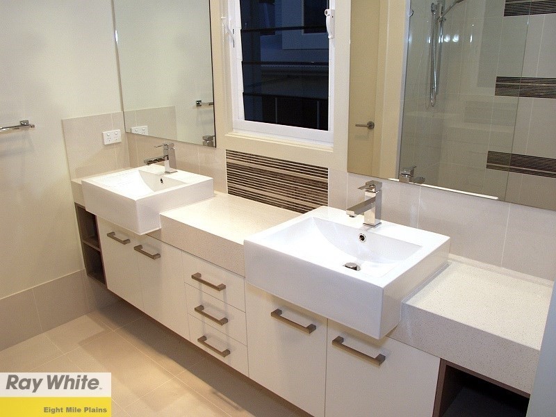 12 Langford Street, Eight Mile Plains QLD 4113