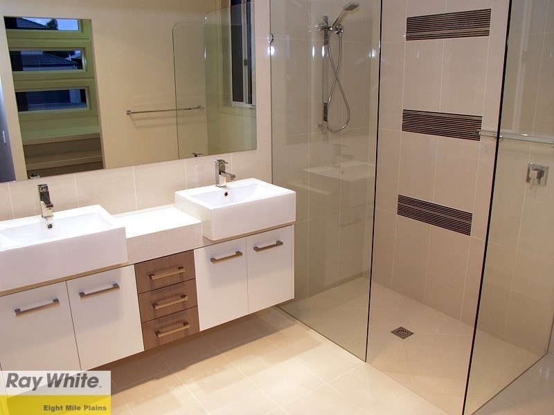 12 Langford Street, Eight Mile Plains QLD 4113