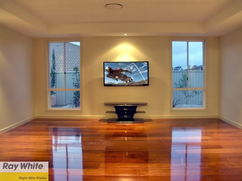 12 Langford Street, Eight Mile Plains QLD 4113