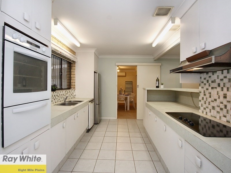 16 Cressbrook Street, Eight Mile Plains QLD 4113