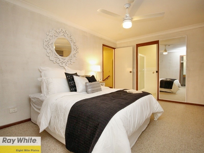 16 Cressbrook Street, Eight Mile Plains QLD 4113