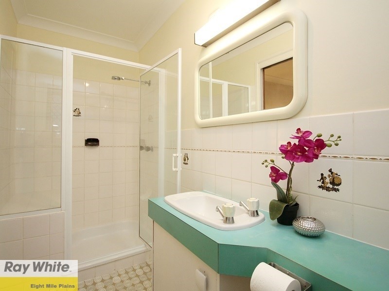 16 Cressbrook Street, Eight Mile Plains QLD 4113