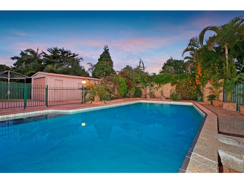 16 Cressbrook Street, Eight Mile Plains QLD 4113