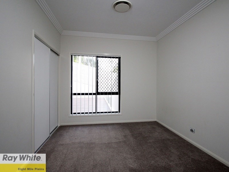 8 Trudy Crescent, Cornubia QLD 4130