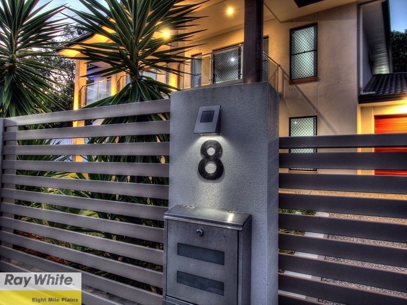 8 Trudy Crescent, Cornubia QLD 4130