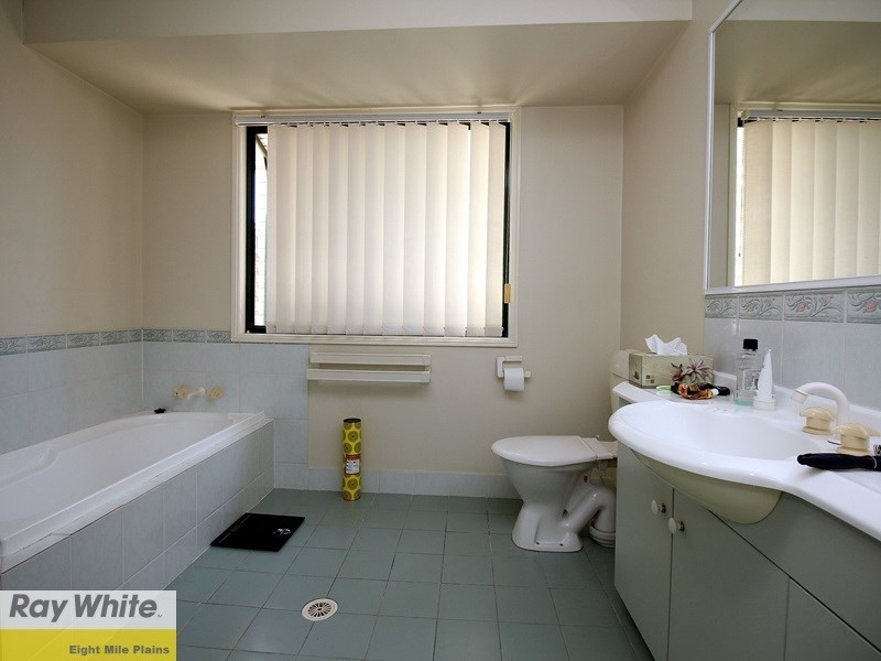 17/90 Oakleaf Street, Eight Mile Plains QLD 4113