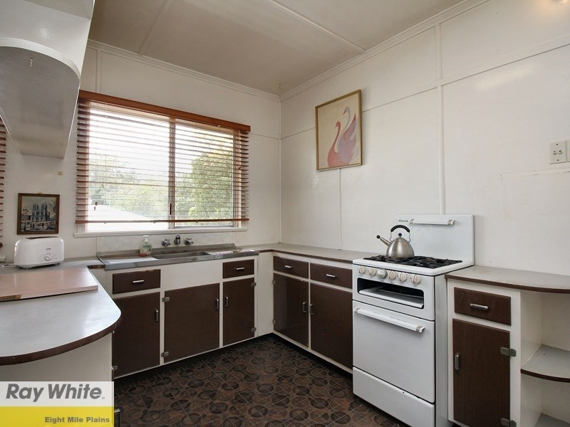 23 Jasper Street, Holland Park QLD 4121