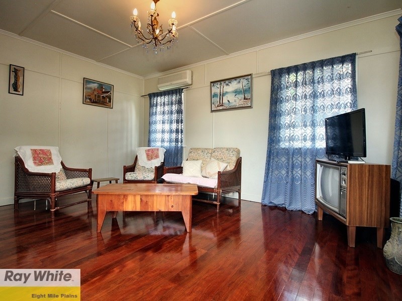 23 Jasper Street, Holland Park QLD 4121