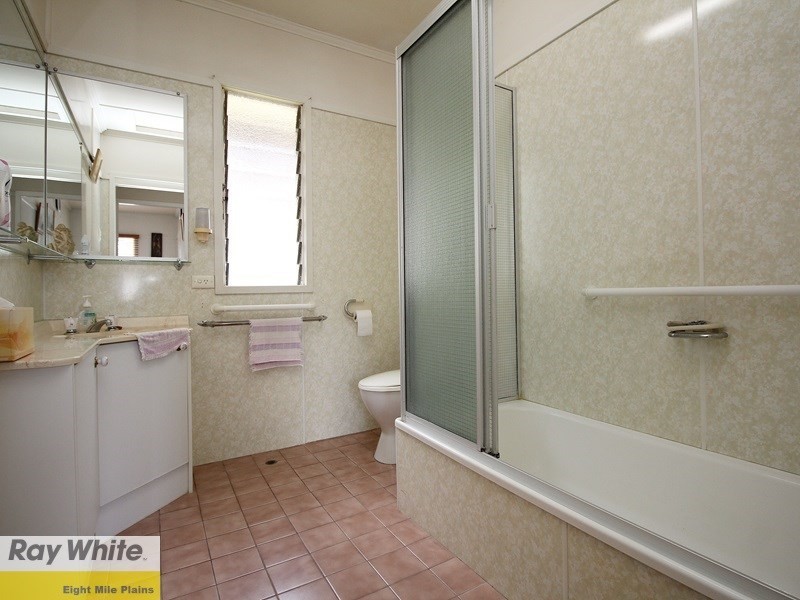 23 Jasper Street, Holland Park QLD 4121