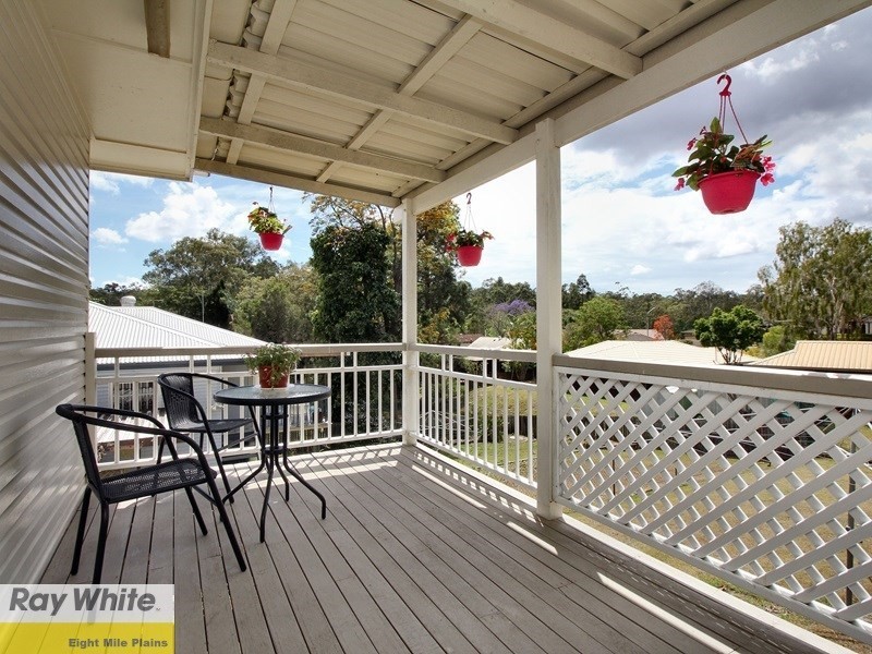 23 Jasper Street, Holland Park QLD 4121