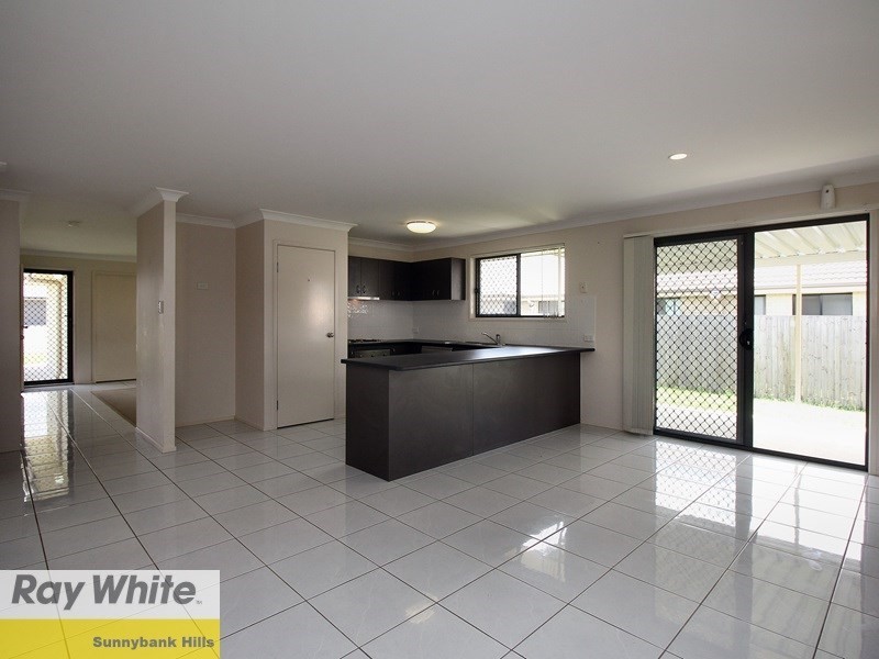31 Fourth Avenue, Marsden QLD 4132