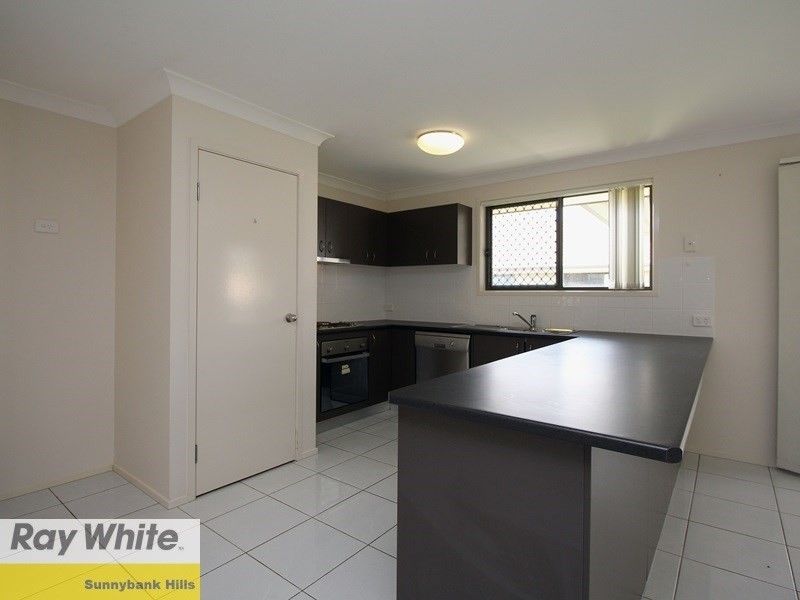 31 Fourth Avenue, Marsden QLD 4132