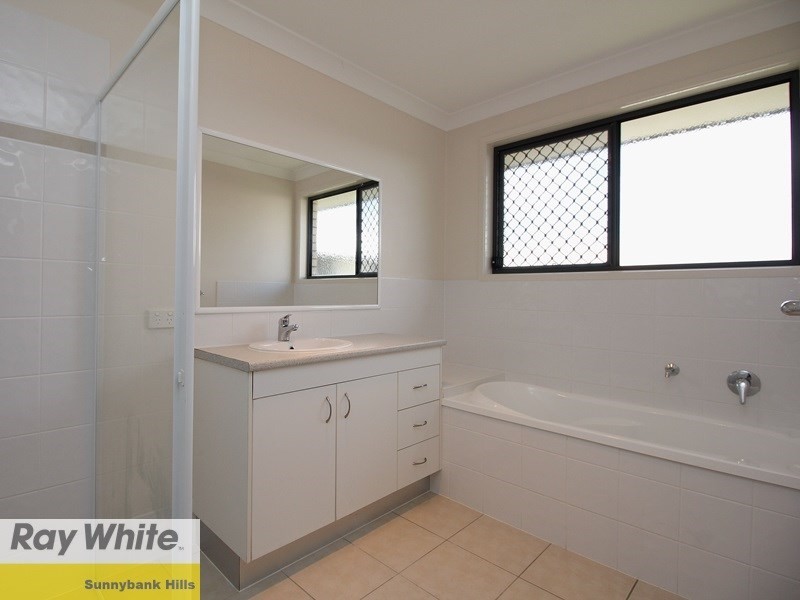 31 Fourth Avenue, Marsden QLD 4132