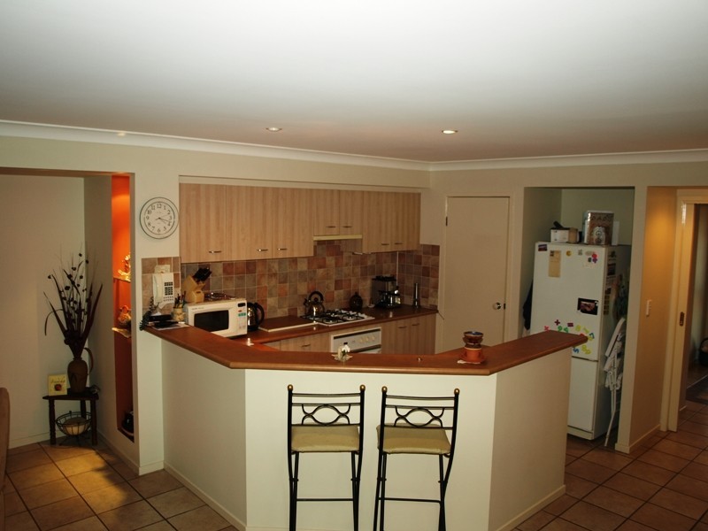 2 Orchard Place, Eight Mile Plains QLD 4113