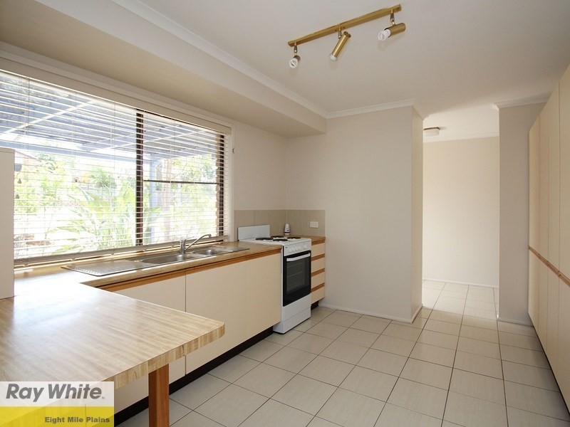 24 Colvillea Street, Eight Mile Plains QLD 4113