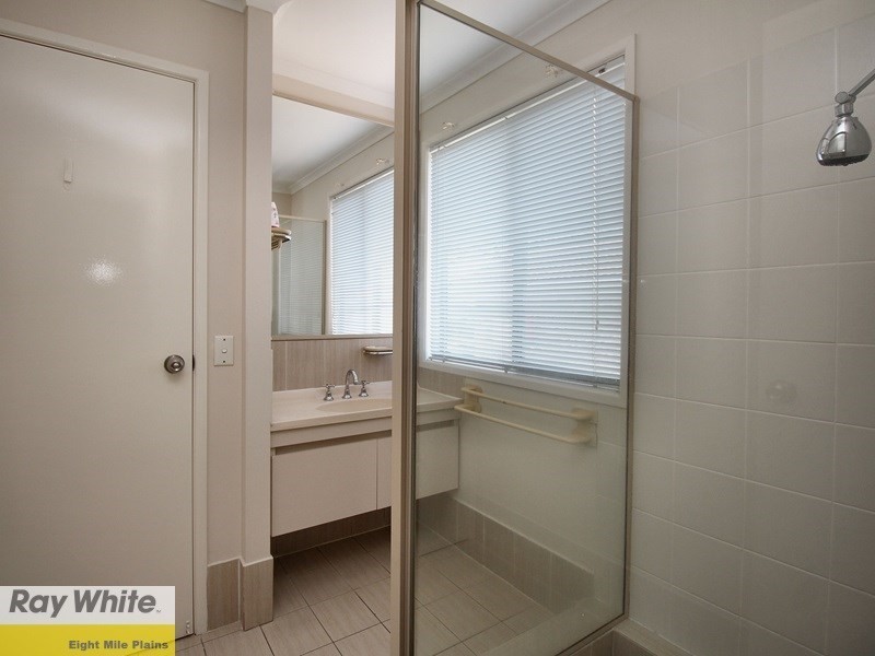 24 Colvillea Street, Eight Mile Plains QLD 4113