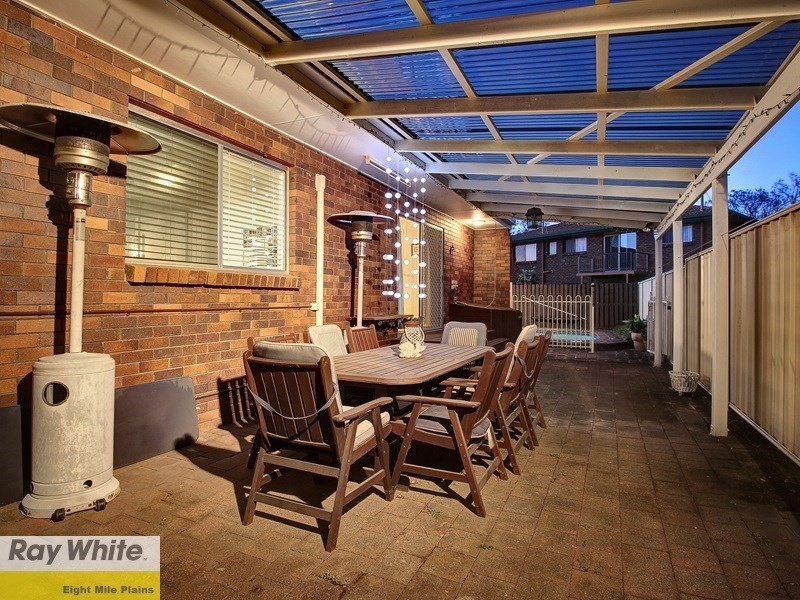 64 Oakleaf Street, Eight Mile Plains QLD 4113