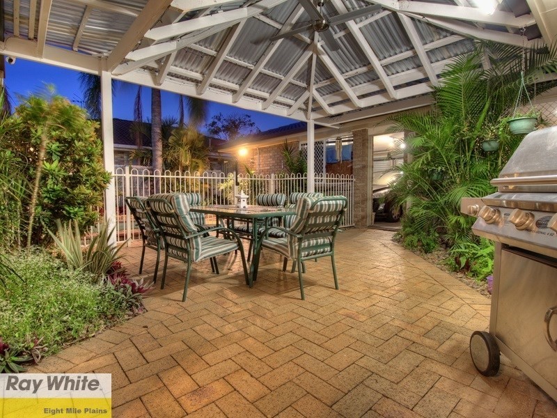 136 Warrigal Road, Runcorn QLD 4113