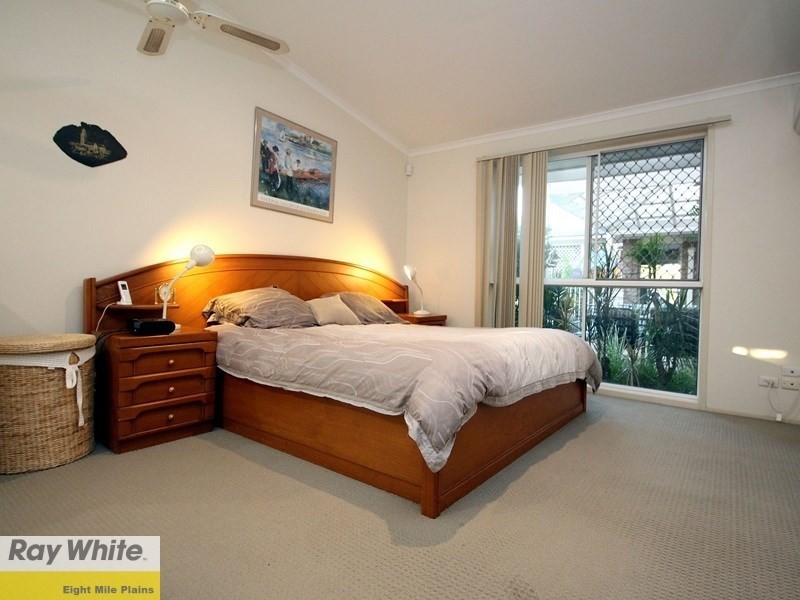 136 Warrigal Road, Runcorn QLD 4113