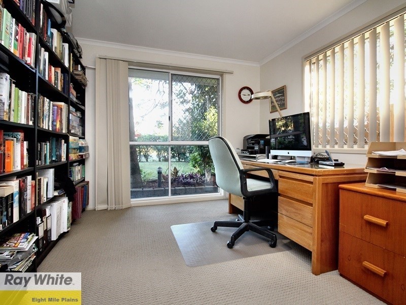 136 Warrigal Road, Runcorn QLD 4113