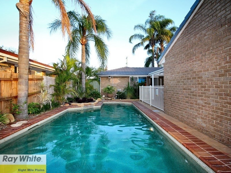 136 Warrigal Road, Runcorn QLD 4113