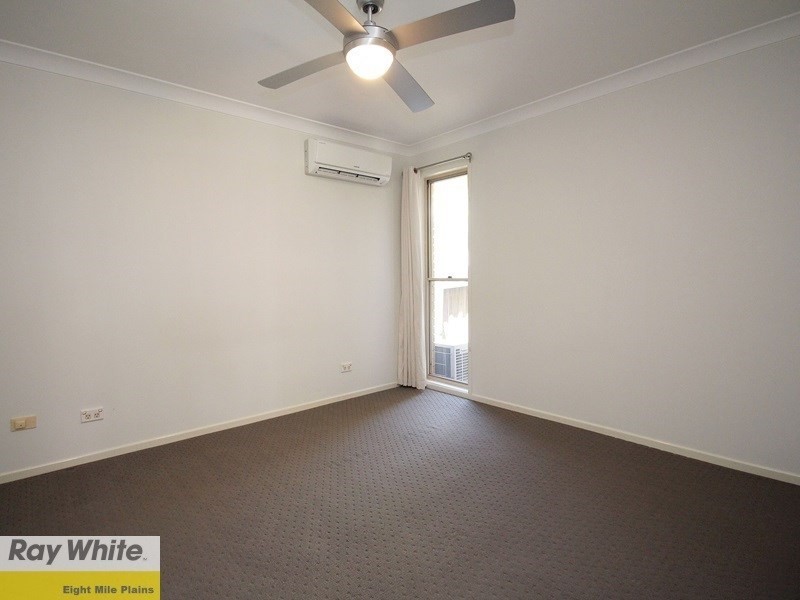 17 Greenlaw Place, Eight Mile Plains QLD 4113