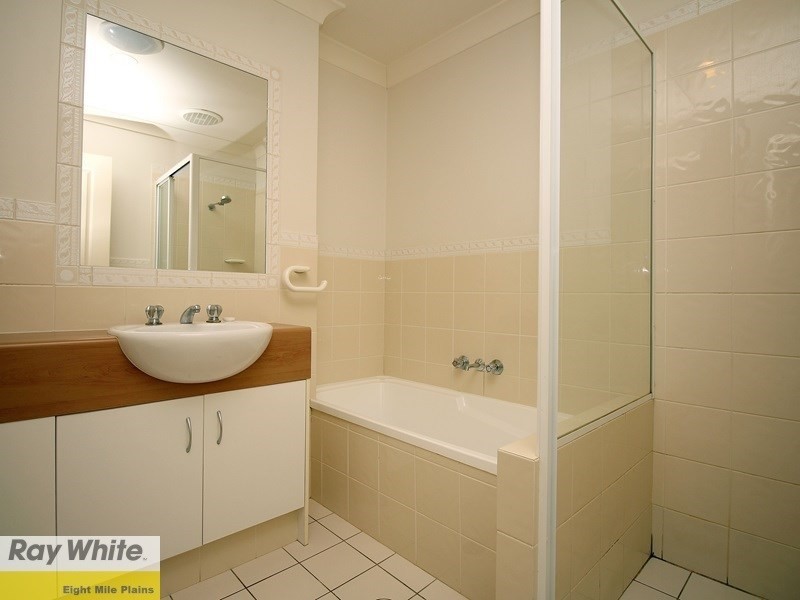 9/538 Warrigal Road, Eight Mile Plains QLD 4113