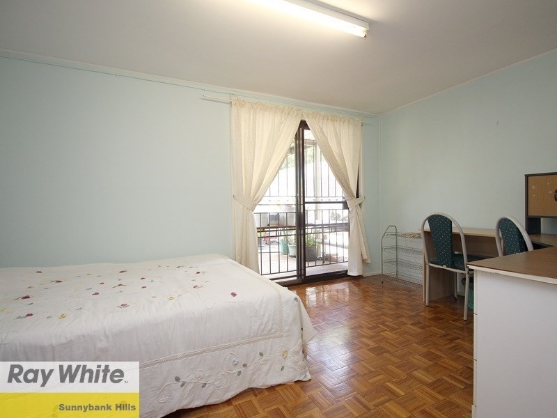 24 Ervatamia Street, Runcorn QLD 4113