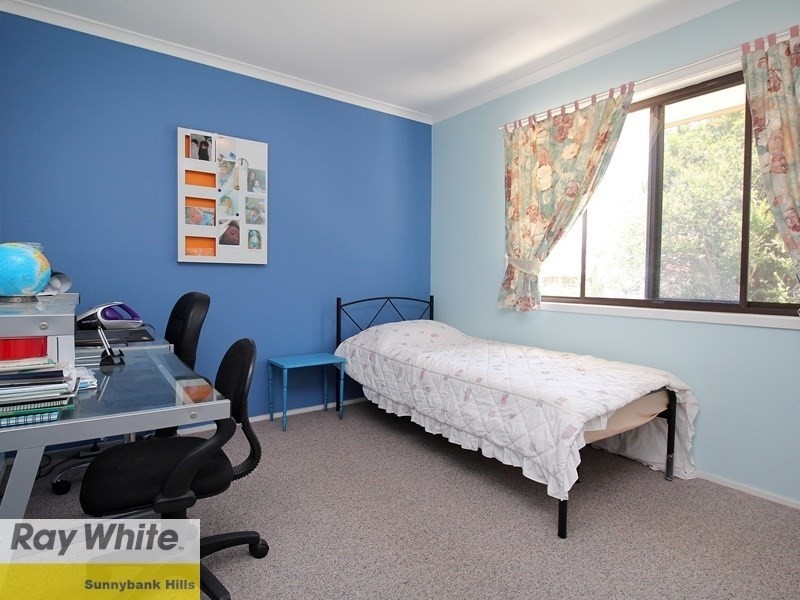 24 Ervatamia Street, Runcorn QLD 4113