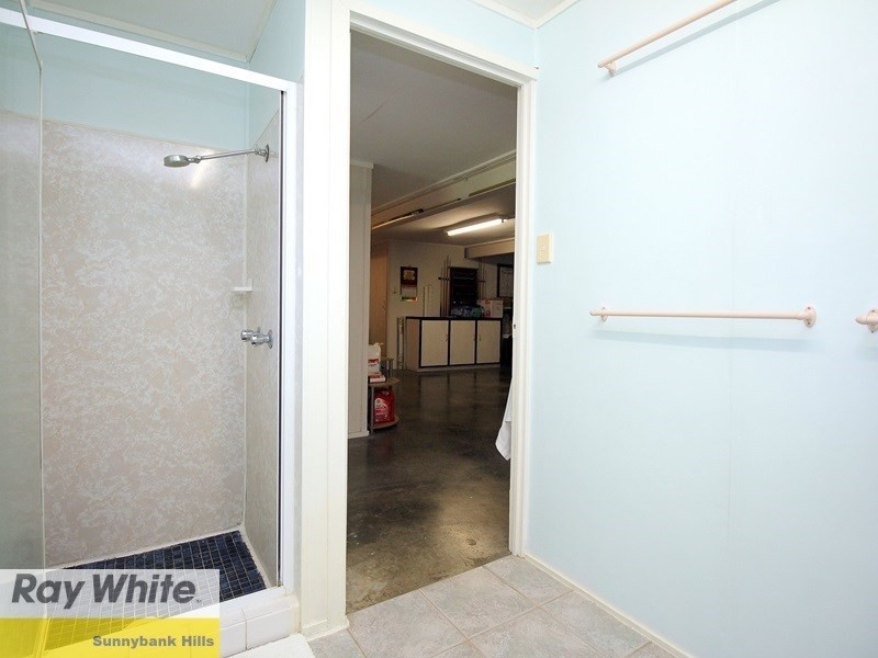 24 Ervatamia Street, Runcorn QLD 4113