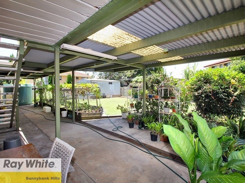 24 Ervatamia Street, Runcorn QLD 4113