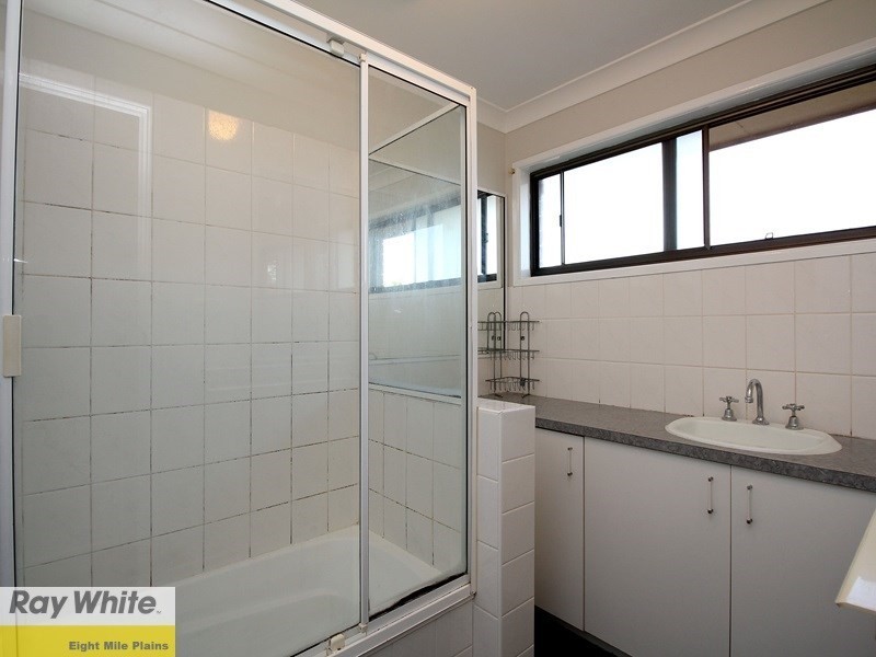 8 Bonhaven Street, Runcorn QLD 4113