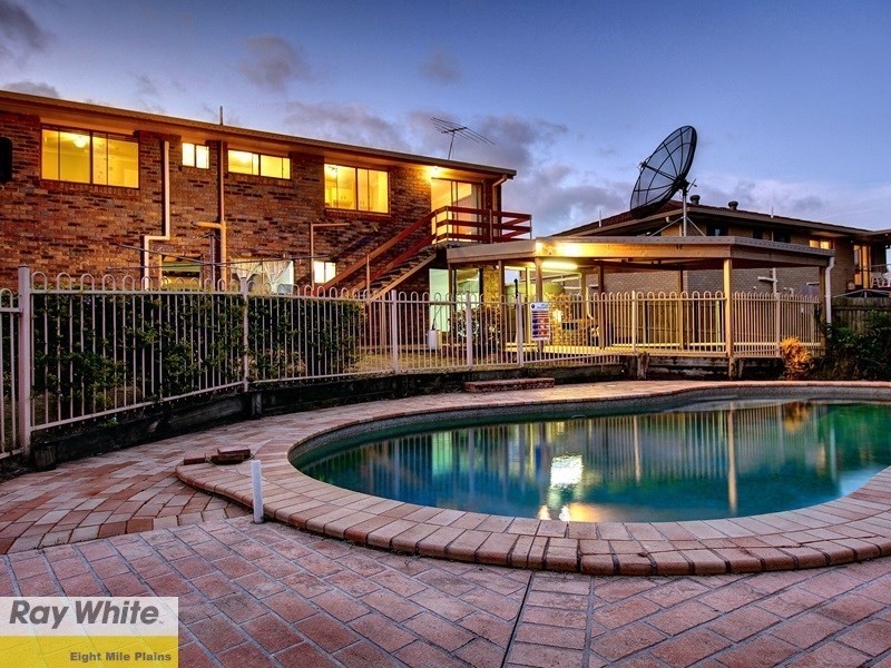 8 Bonhaven Street, Runcorn QLD 4113