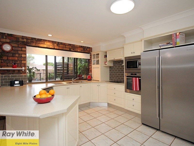 20 Amarna Street, Eight Mile Plains QLD 4113