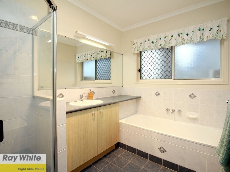 81 Malbon Street, Eight Mile Plains QLD 4113