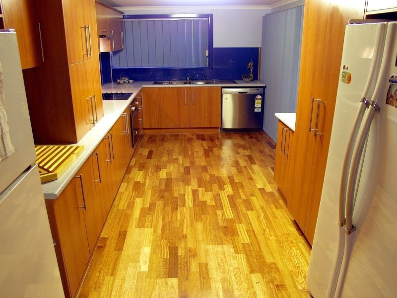 19 Lorrimore Street, Macgregor QLD 4109