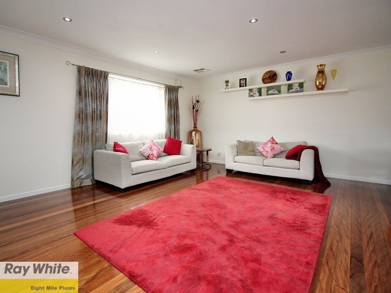 8 Packman Avenue, Rochedale South QLD 4123