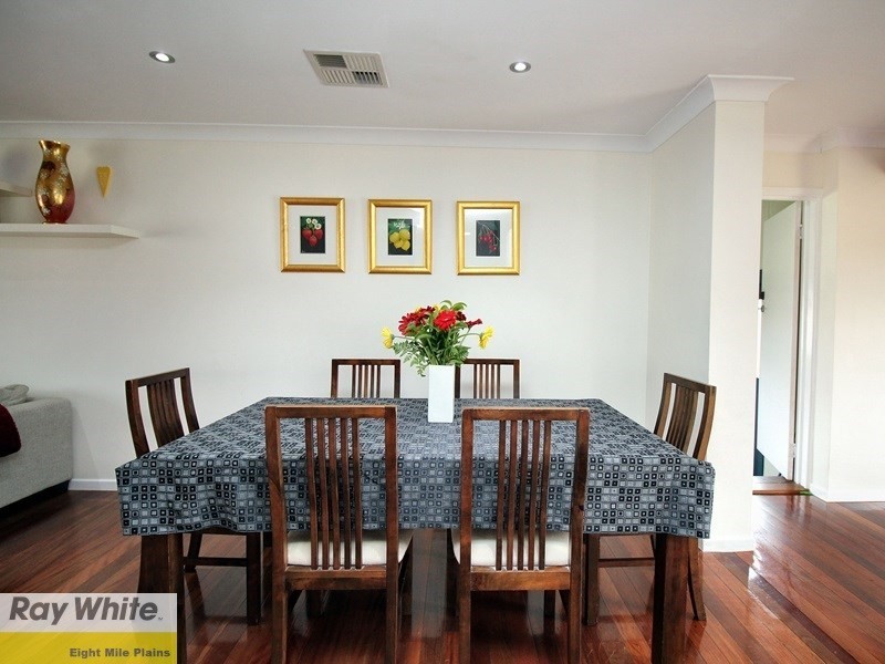 8 Packman Avenue, Rochedale South QLD 4123