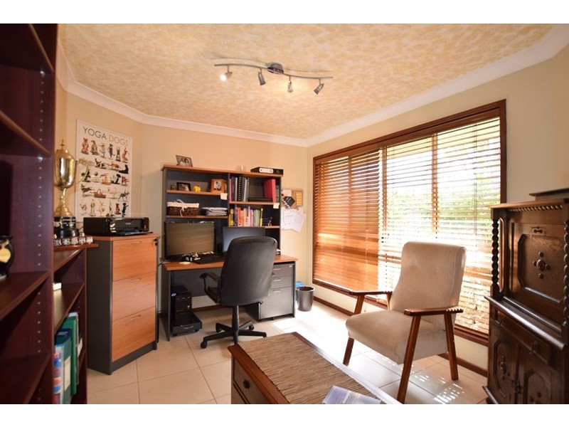 4 Ngumi Court, Eight Mile Plains QLD 4113