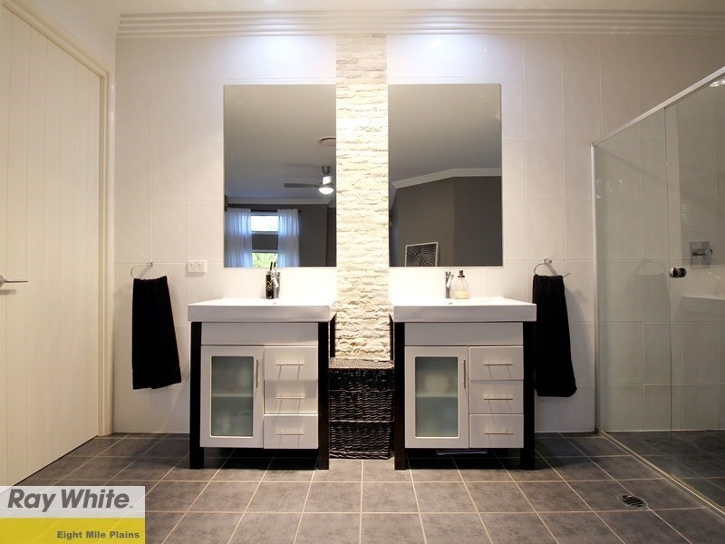 19 Edwin Street, Kuraby QLD 4112