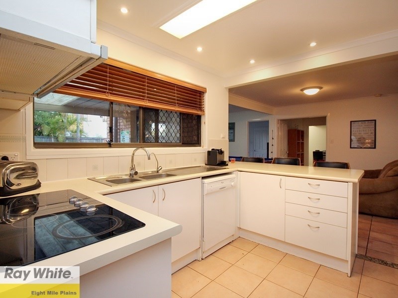 10 Saville Street, Eight Mile Plains QLD 4113