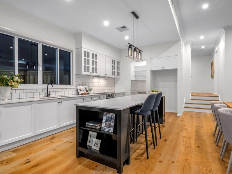 7A Wills Street, Coorparoo QLD 4151