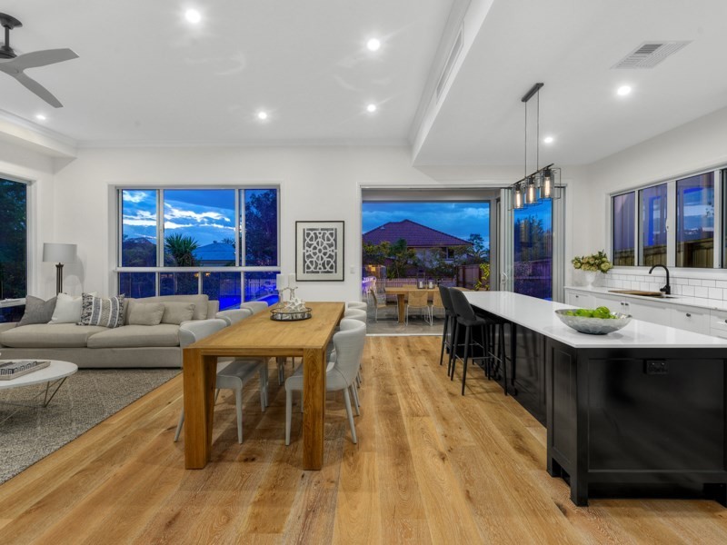 7A Wills Street, Coorparoo QLD 4151