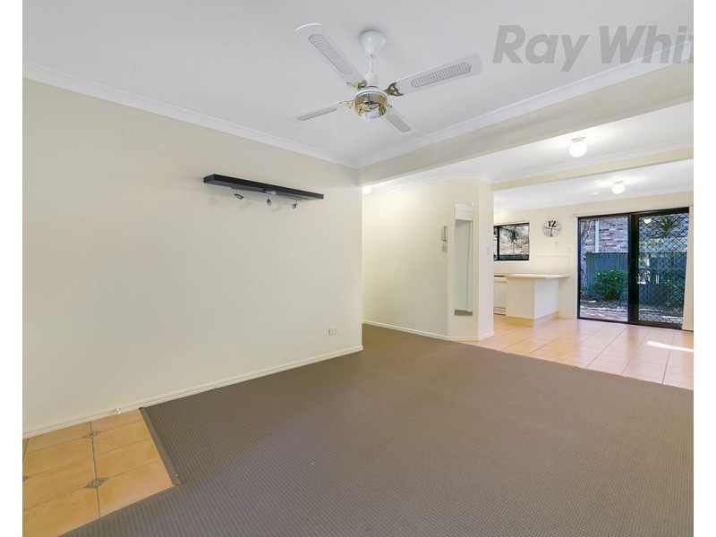 22/8 Honeysuckle Way, Calamvale QLD 4116